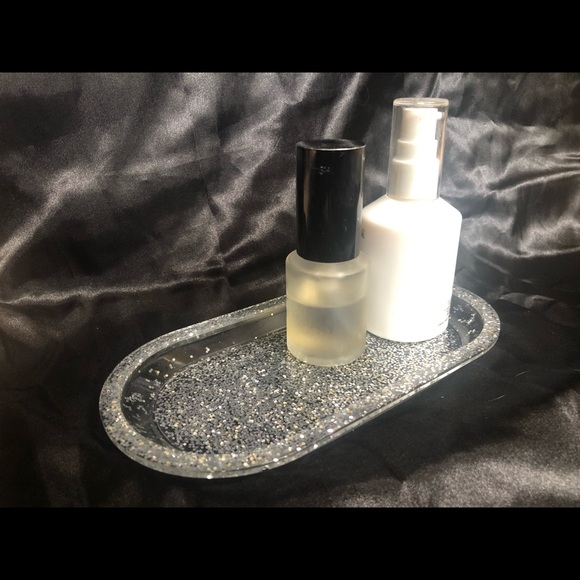 Silver Glitter Glam Tray - DISCOUNTED IMPERFECT - Picture 10 of 13